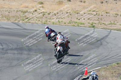 media/Apr-20-2025-AHRMA (Sun) [[393a79c373]]/Race/Group 11 early race/Turn 4b/